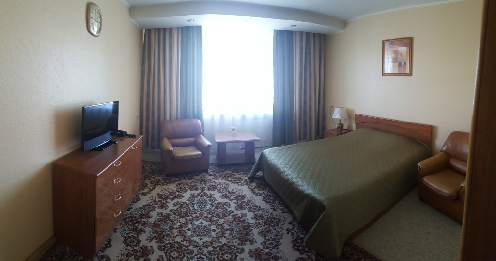 Гостиница Наталя Южно-Сахалинск-98