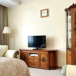 Гостиница Наталя Южно-Сахалинск Премиум двухкомнатный апартамент-8