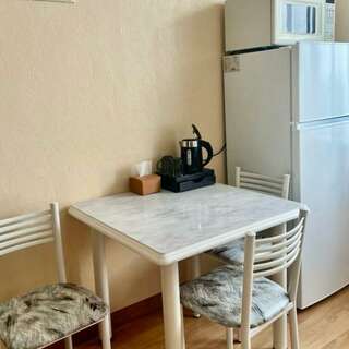 Гостиница Наталя Южно-Сахалинск Стандартный двухместный номер-2