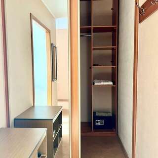 Гостиница Наталя Южно-Сахалинск Стандартный двухместный номер-1